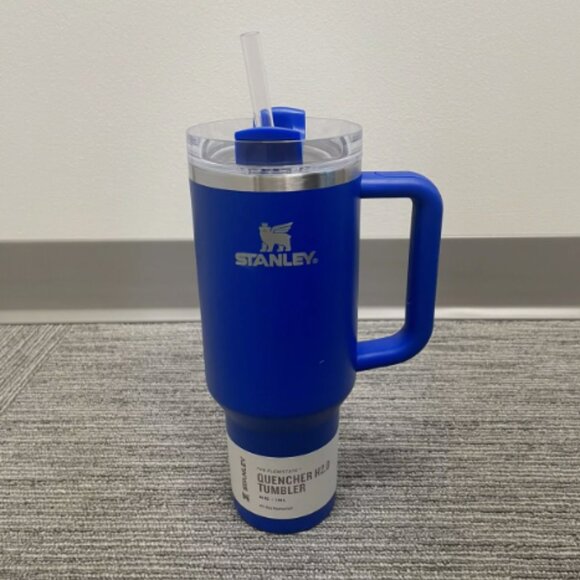 Stanley Other - Stanley 40oz Stainless Steel H2.0 Flowstate Quencher Tumbler